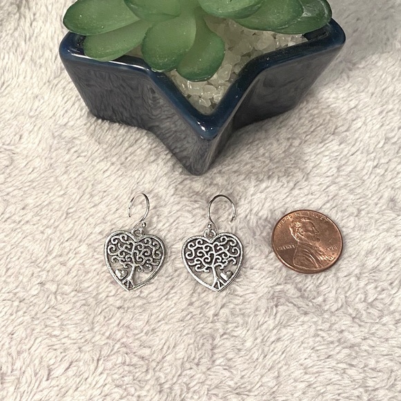 ❤️Handcrafted 🤍Tree of Life Earrings NEW - Picture 3 of 4